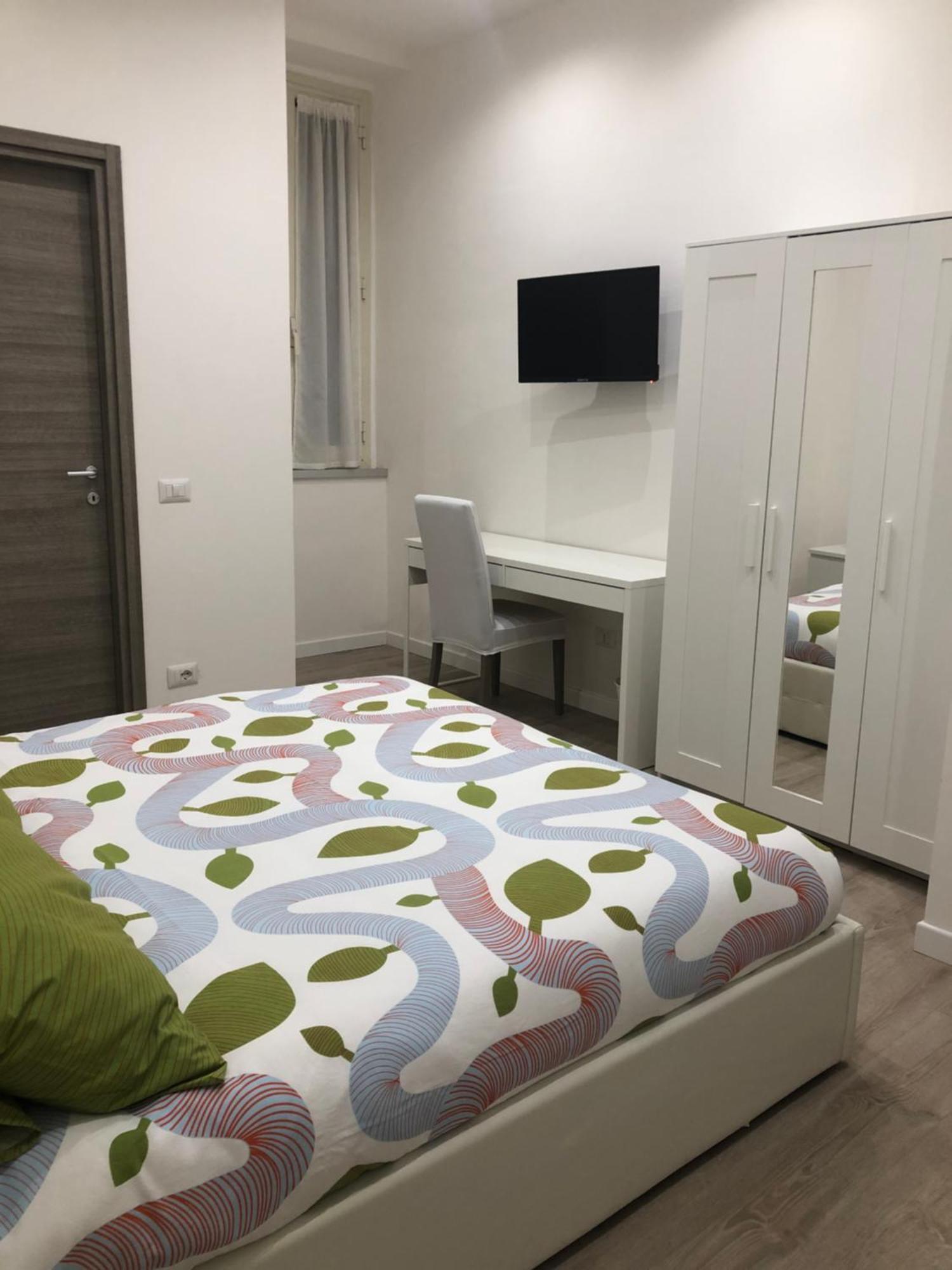 White Hotel Терни Екстериор снимка